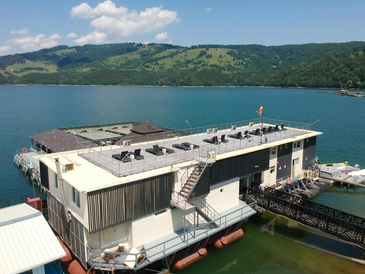 Hotel Plutitor Lebada Bicaz Exterior foto
